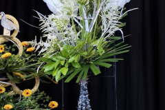 Nov25Xmas-Floral4-scaled